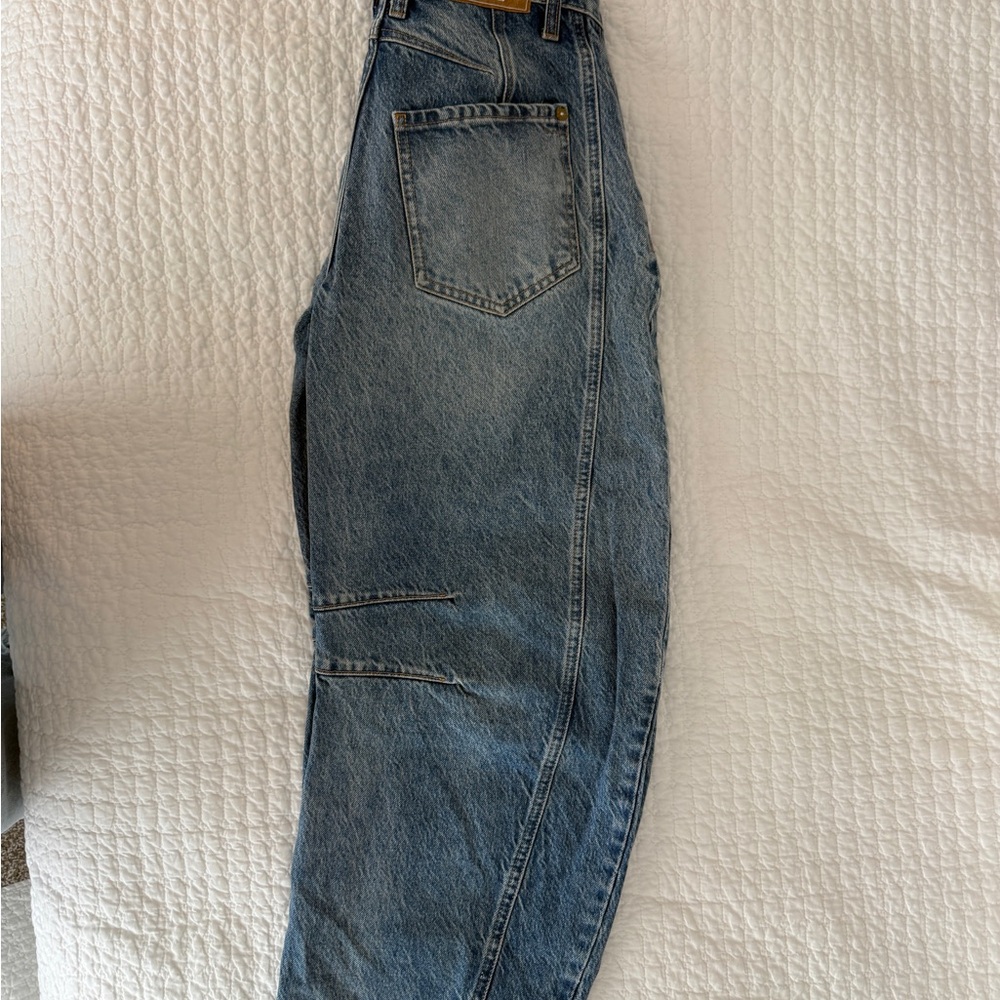 Free People good luck mid rise Barrel Jeans - Picture 4 of 5